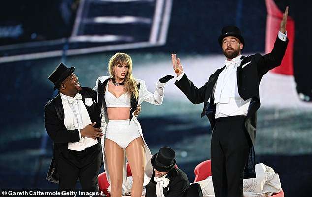 Travis Kelce and Taylor Swift 