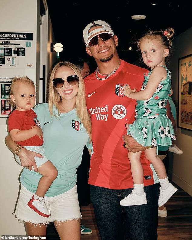 Patrick Mahomes and his family 