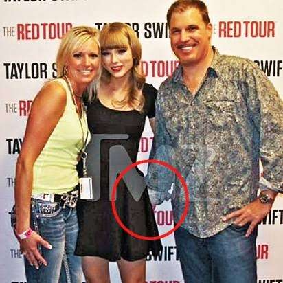 DJ David Mueller and Taylor Swift 