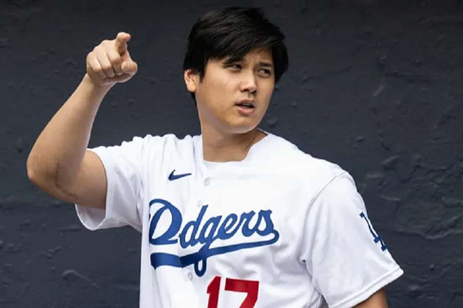 Miguel Rojas sends clear message to Shohei Ohtani: Dodgers' bus ...